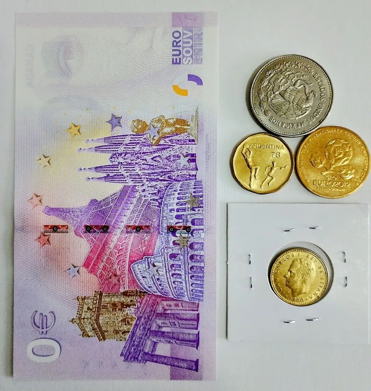 Moedas de futebol e copa do mundo - Lote 2 - Foto 2
