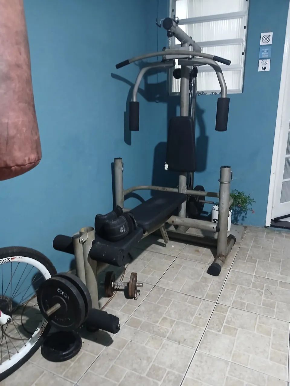Academia completa + saco de box com luvas  - Foto 2