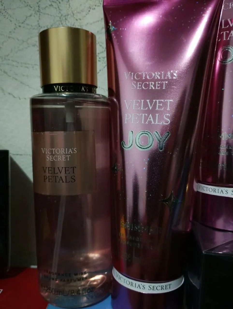 Kit body splash e hidratante Victoria Secrets - Foto 2
