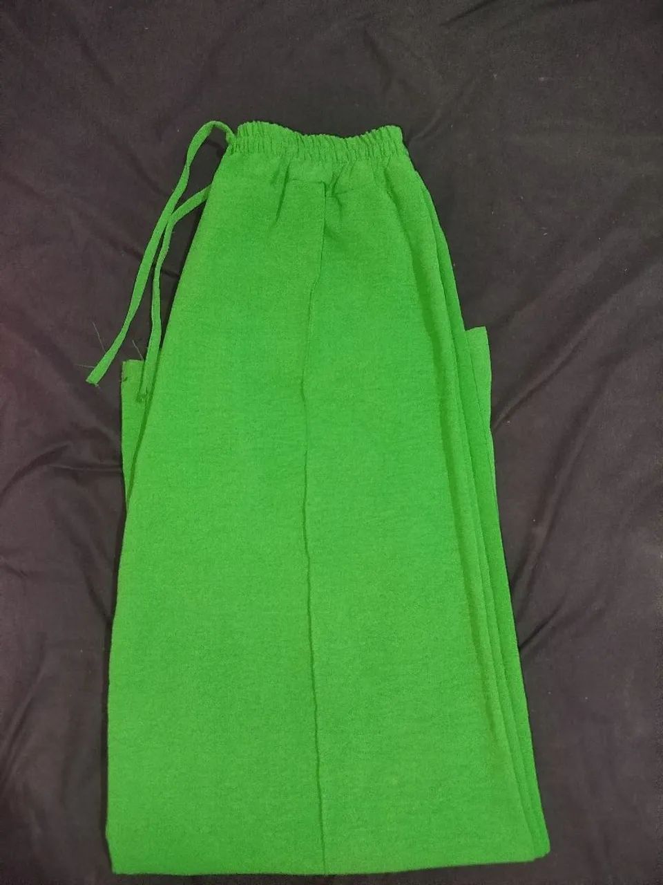 Calça pantalona verde 