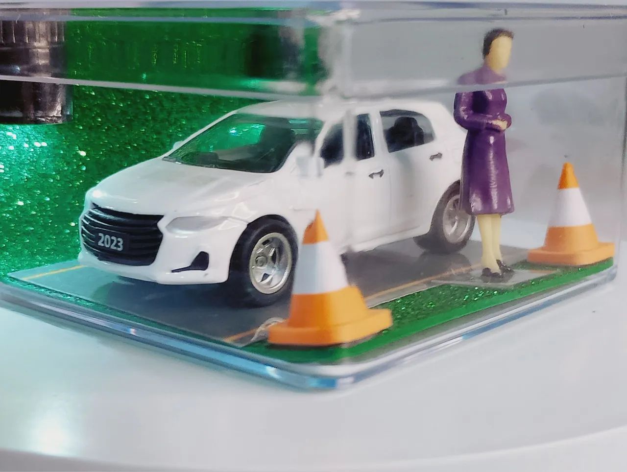 Miniatura Ônix com Diorama e LED  - Foto 3