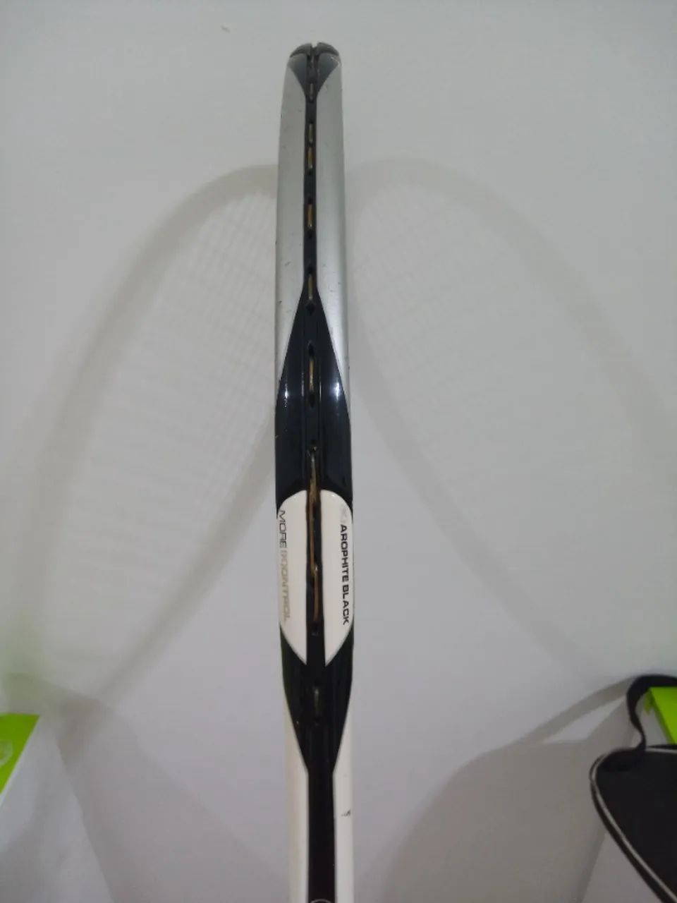 Raquete de tênis Wilson K Factor Black com bag original  - Foto 5