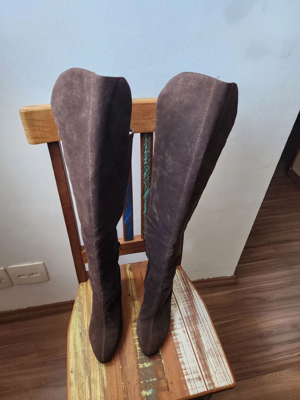 Bota de camurça marrom - Foto 3