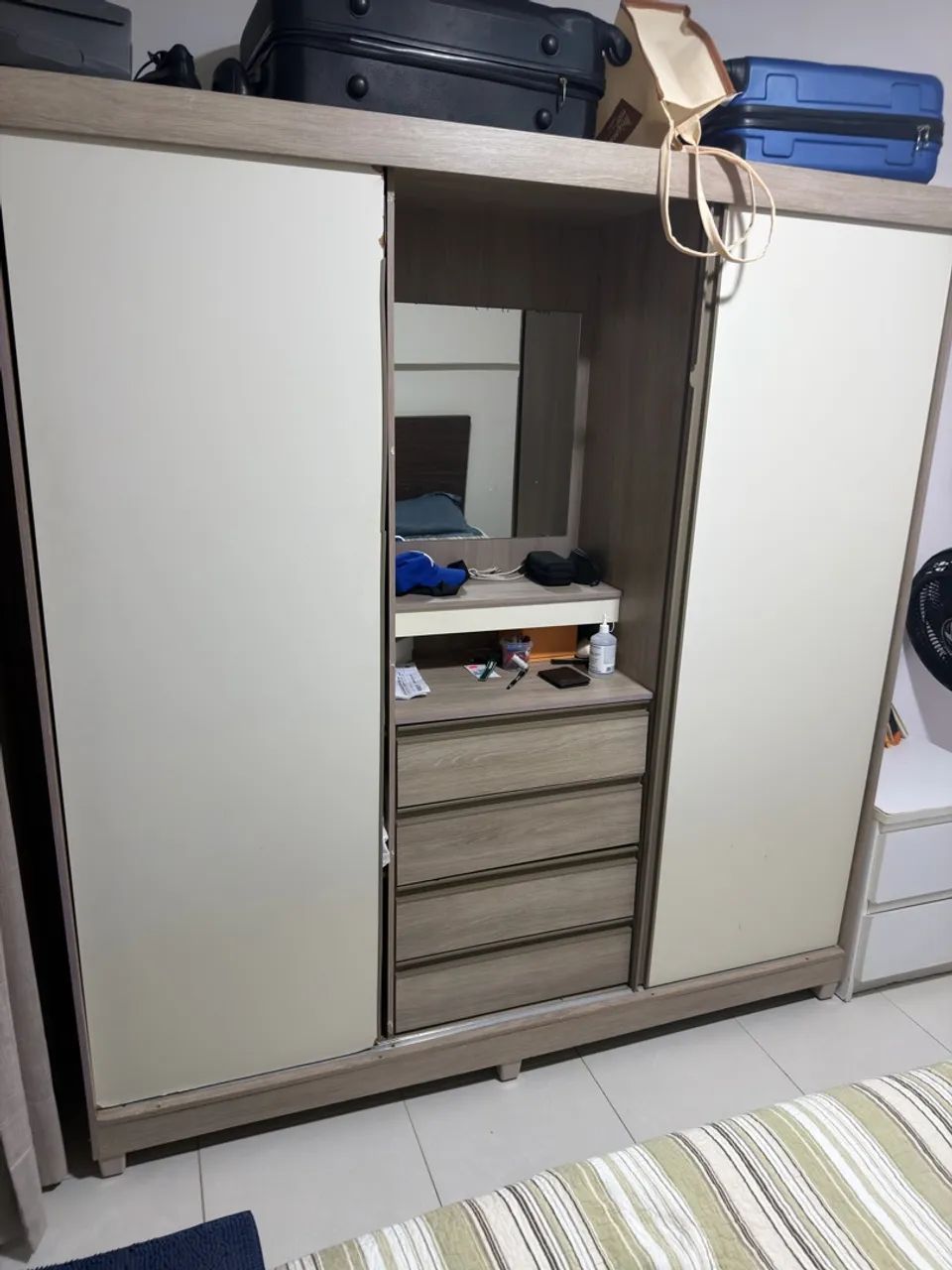Guarda roupa 