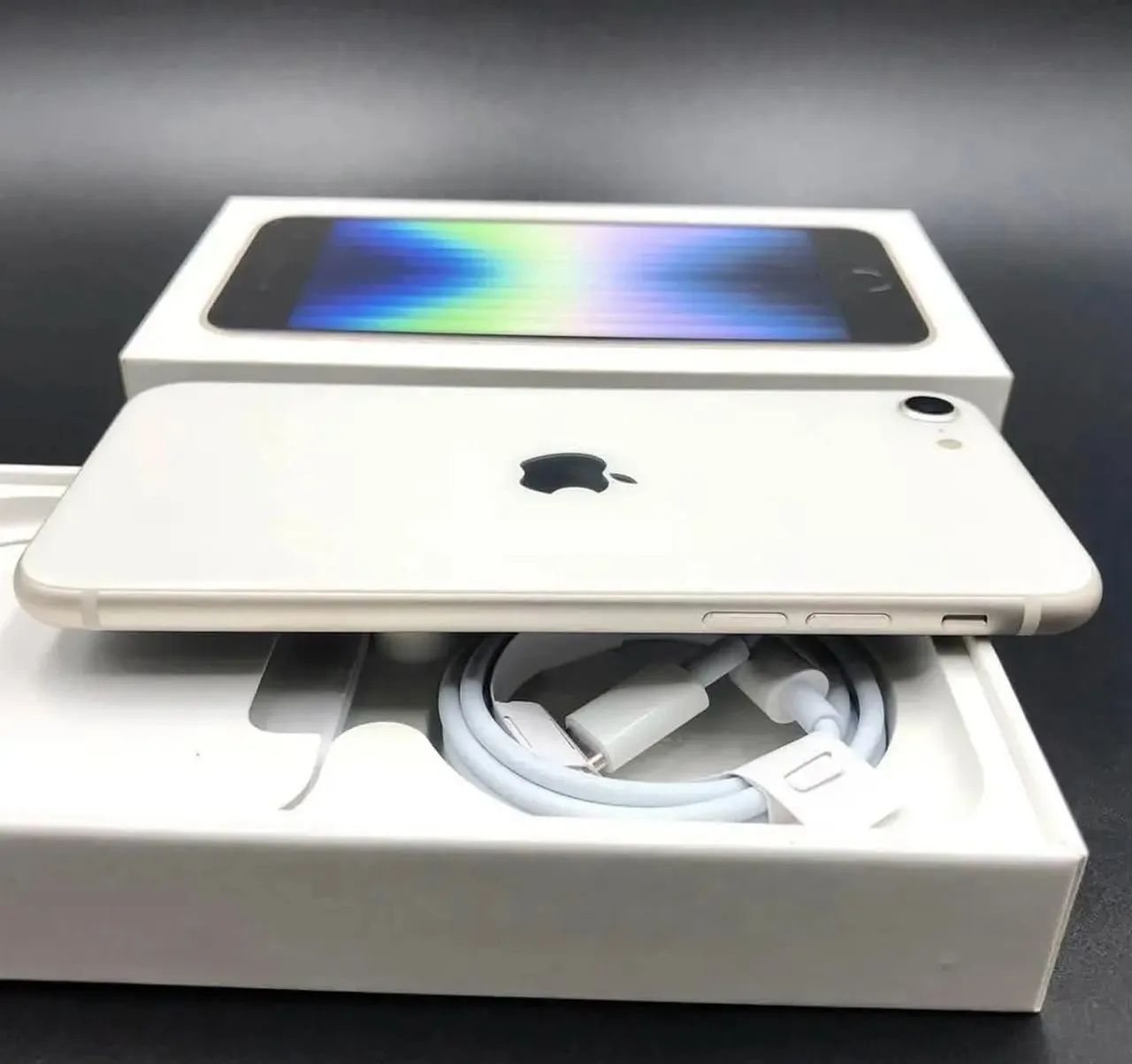 iPhone SE 3º geração 64gb