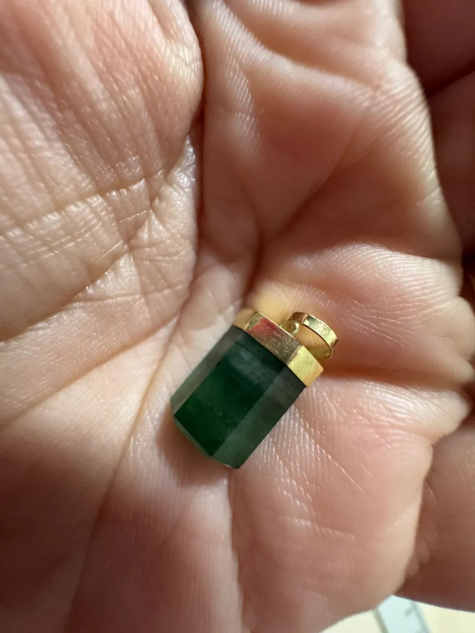 Pinjente esmeralda no ouro 18k