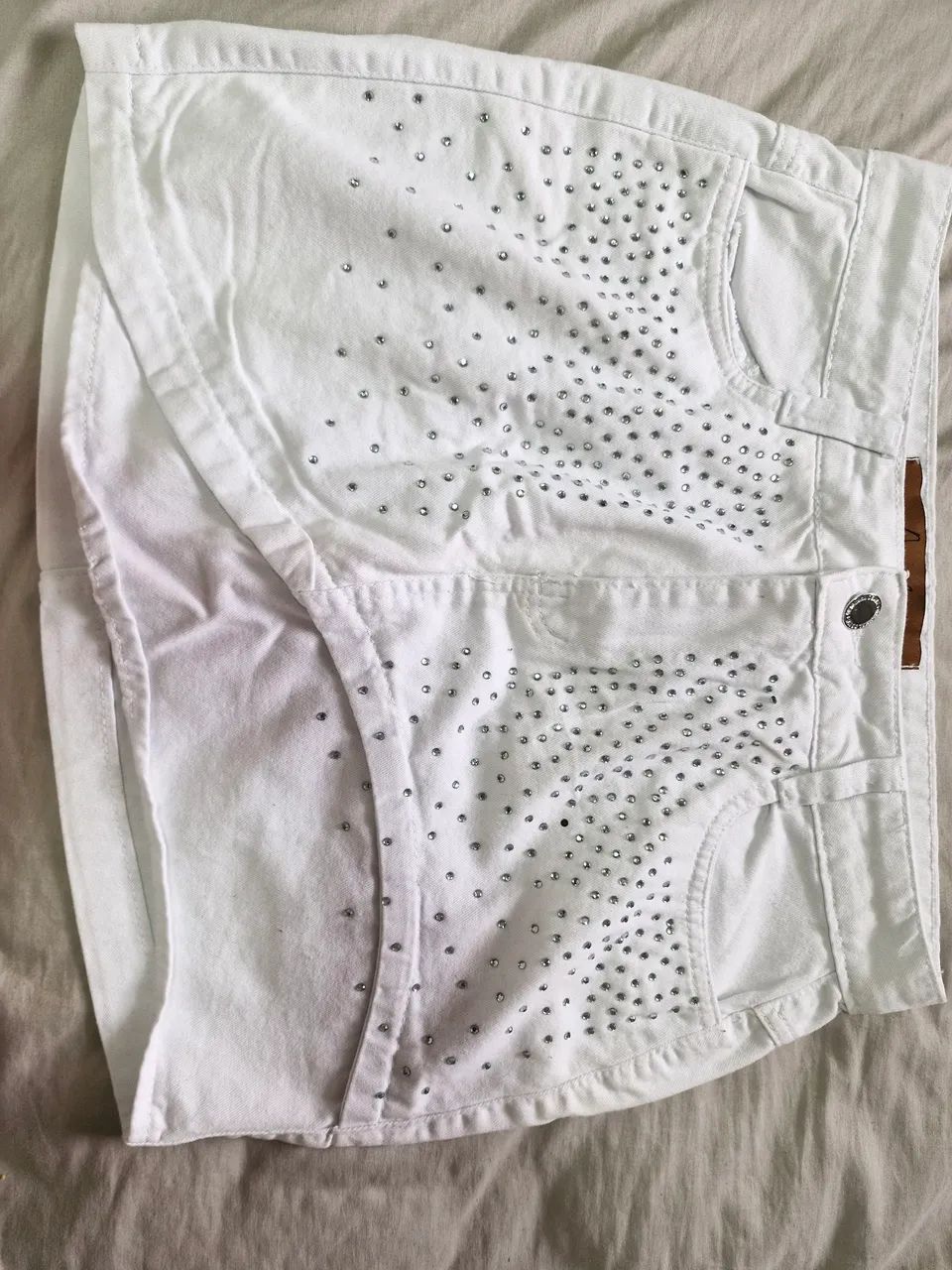 Saia branca 