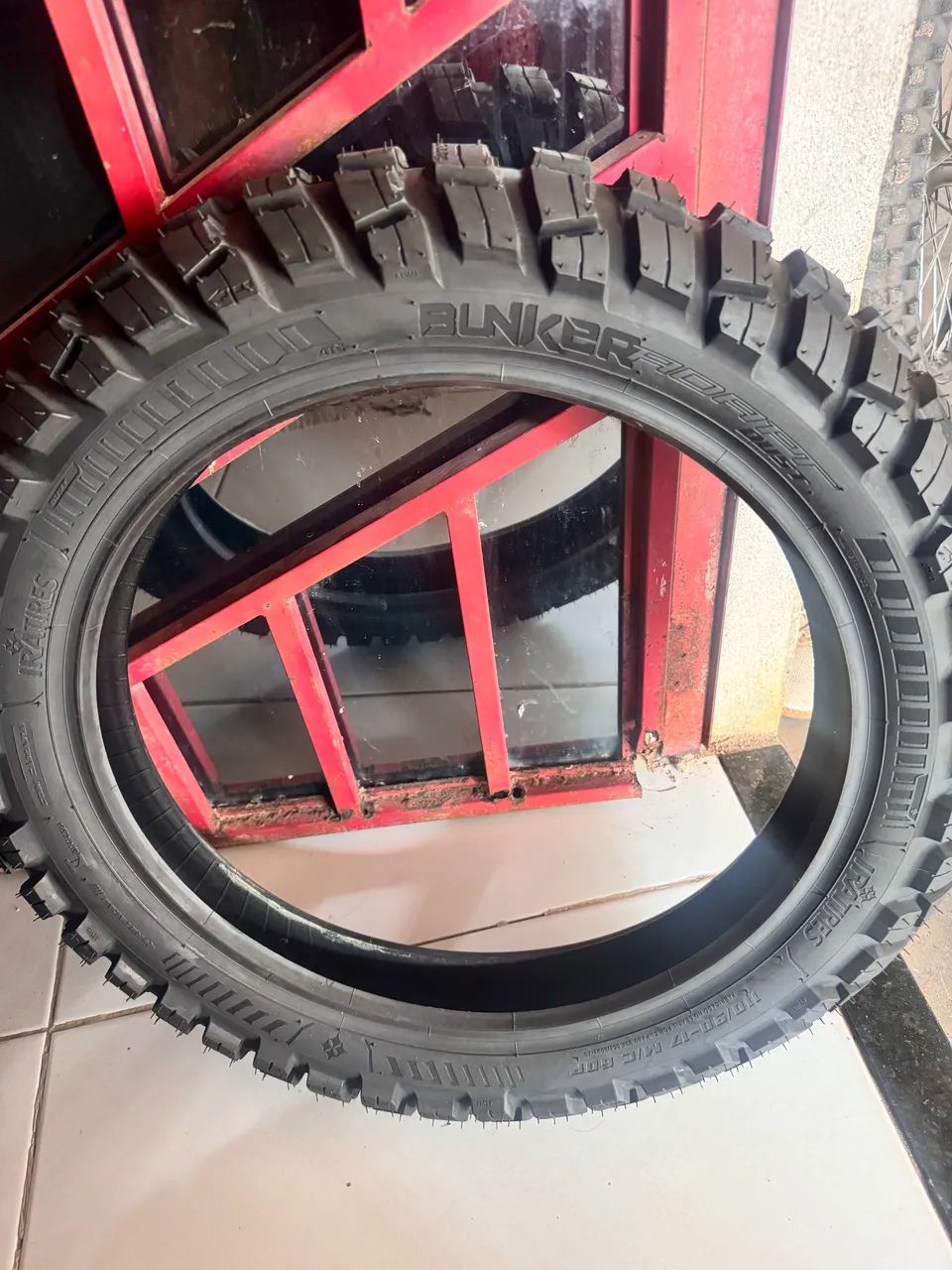 Vende-se pneu  - Foto 2