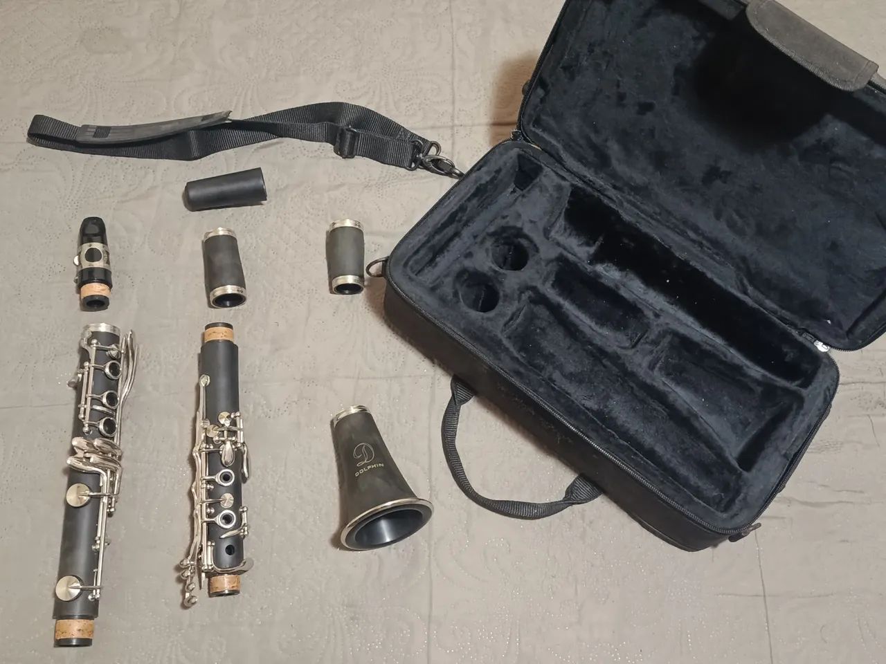 Clarinete Dolphin com estojo - Completo - Foto 2