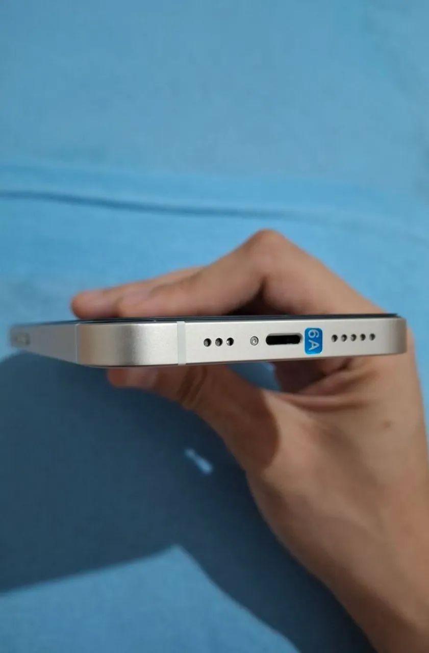 Iphone 14 com carregador - Foto 4