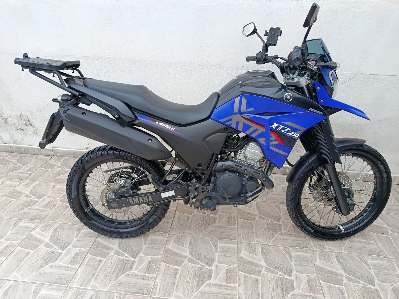 LANDER 250   - Foto 3