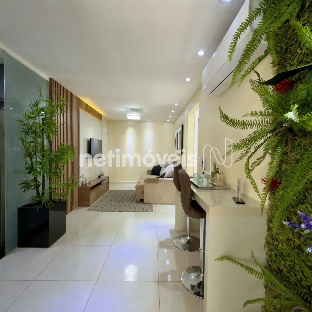 APARTAMENTO 2 QUARTOS COM SUÍTE - ÁREA PRIVATIVA !! - Foto 4