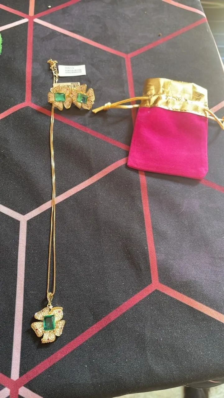 Conjunto de jóias - Colar + Brincos - Foto 2
