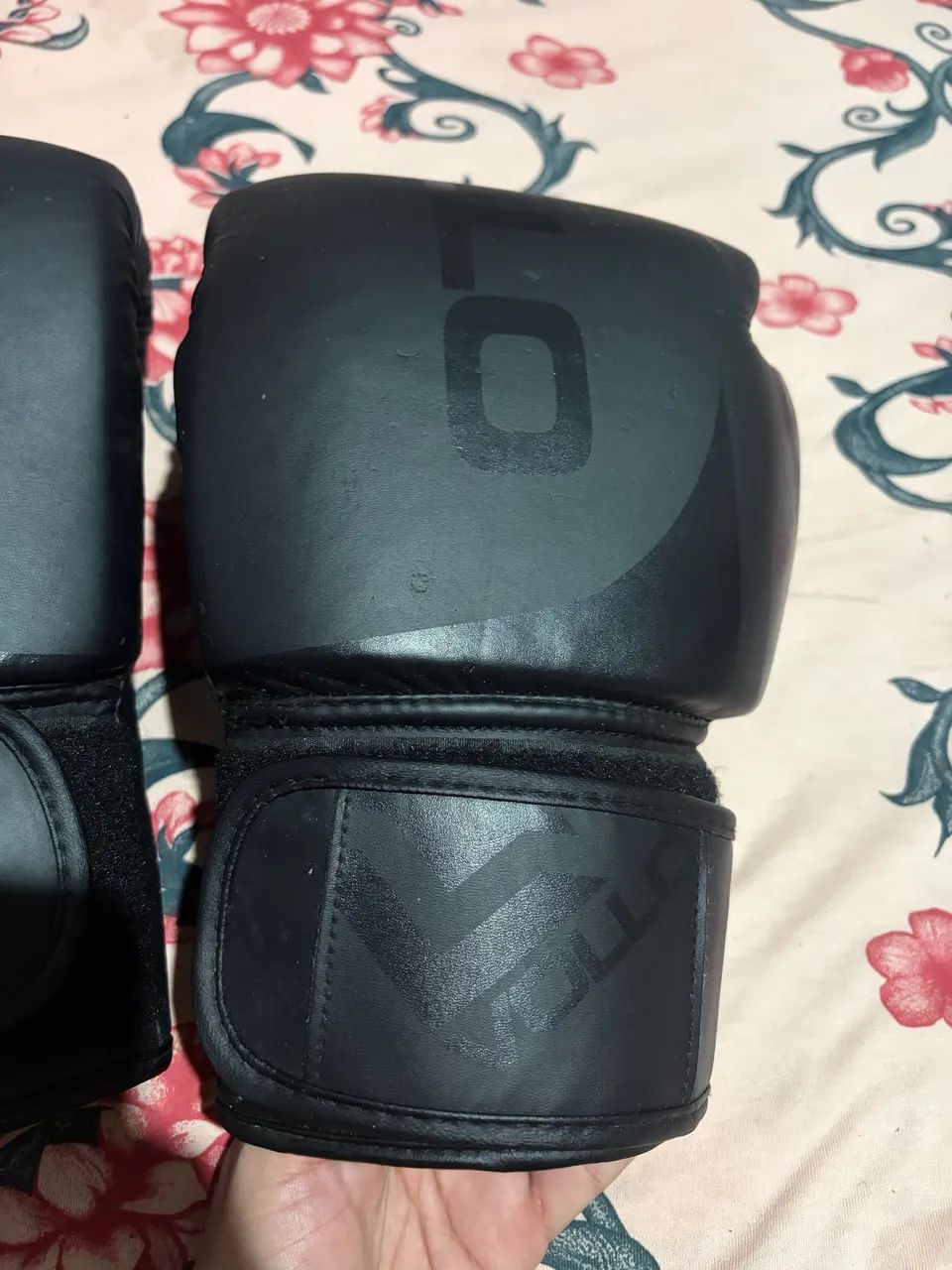 Luva de boxe e muay thai 14z preta volo - Foto 2