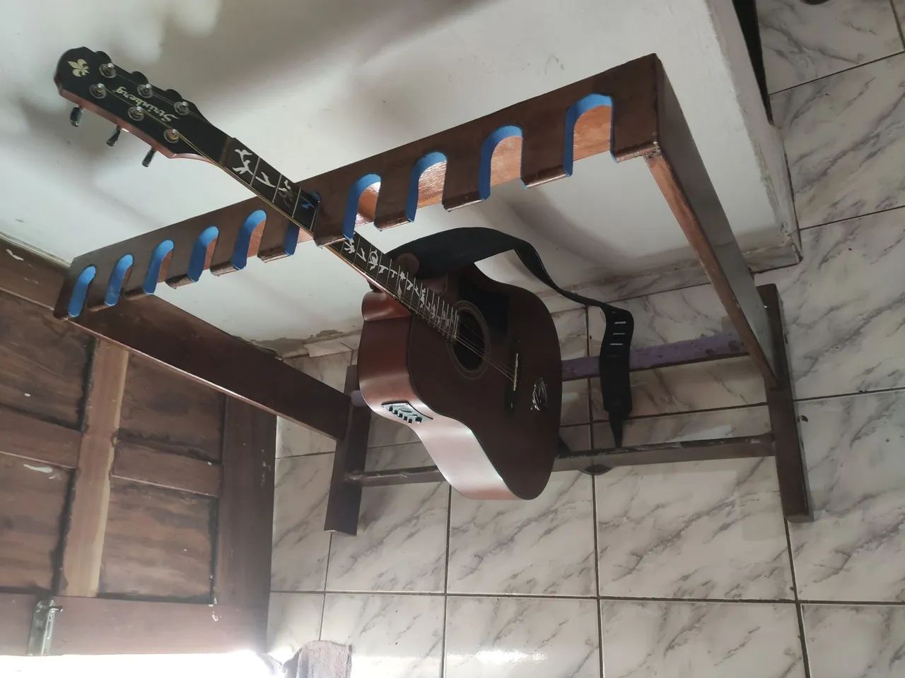 Estantes de instrumentos. - Foto 3