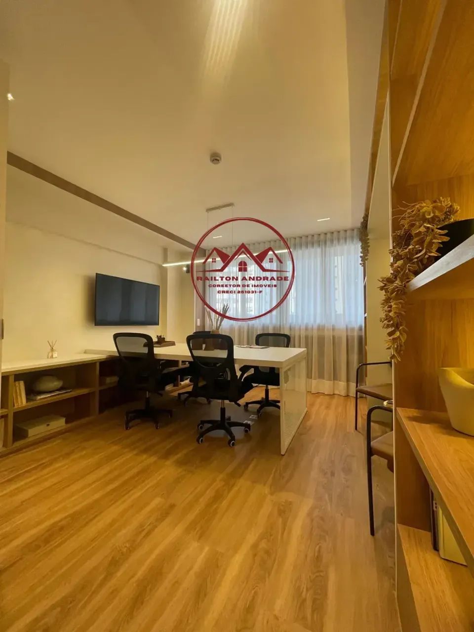 Sala comercial á venda -Vila Nova Conceição.