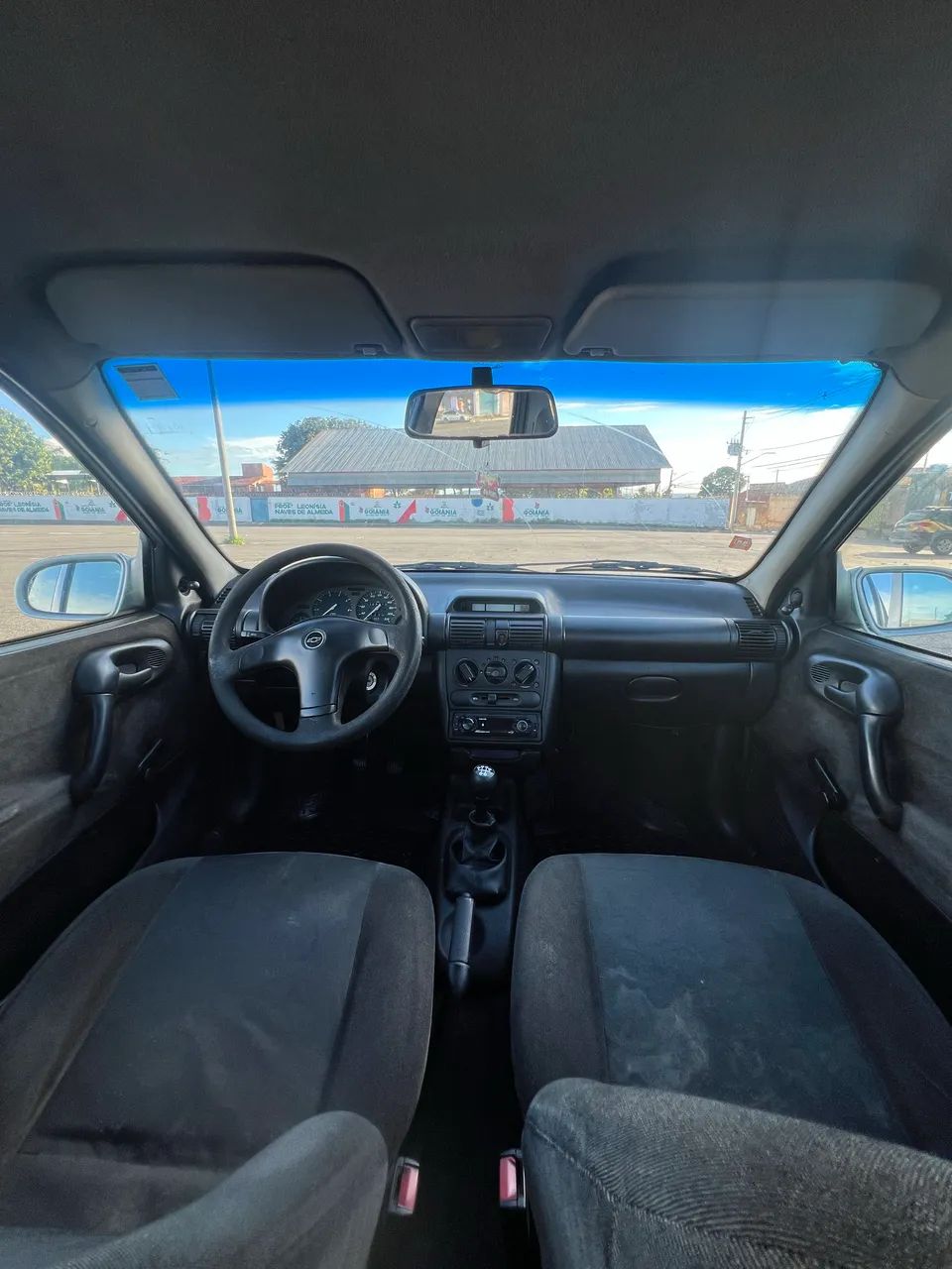 Chevrolet Corsa Corsa Sedan Super Milenium 1.0 MPFI 16V 2001