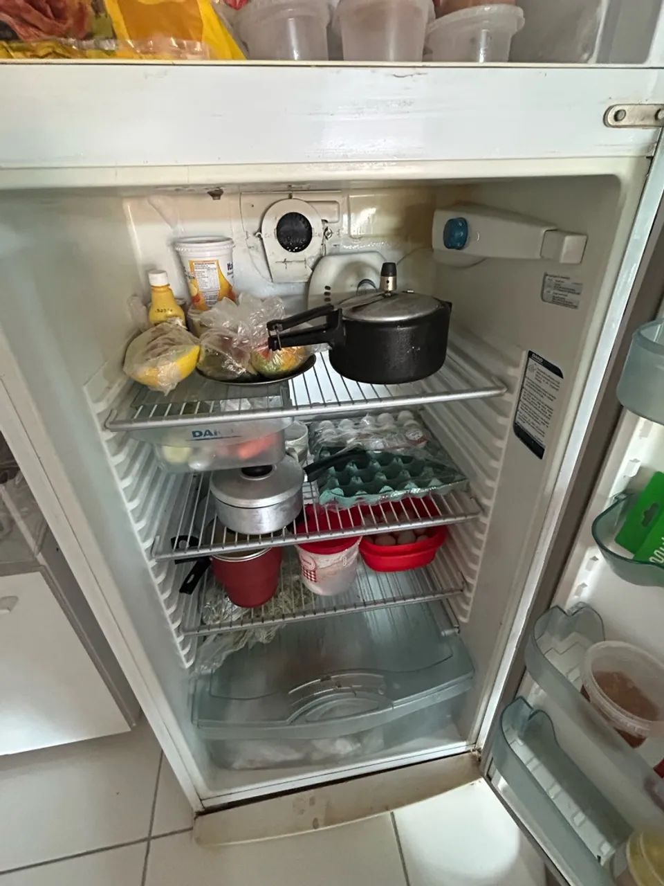 VENDE-SE GELADEIRA DAKO DUPLEX  - Foto 5