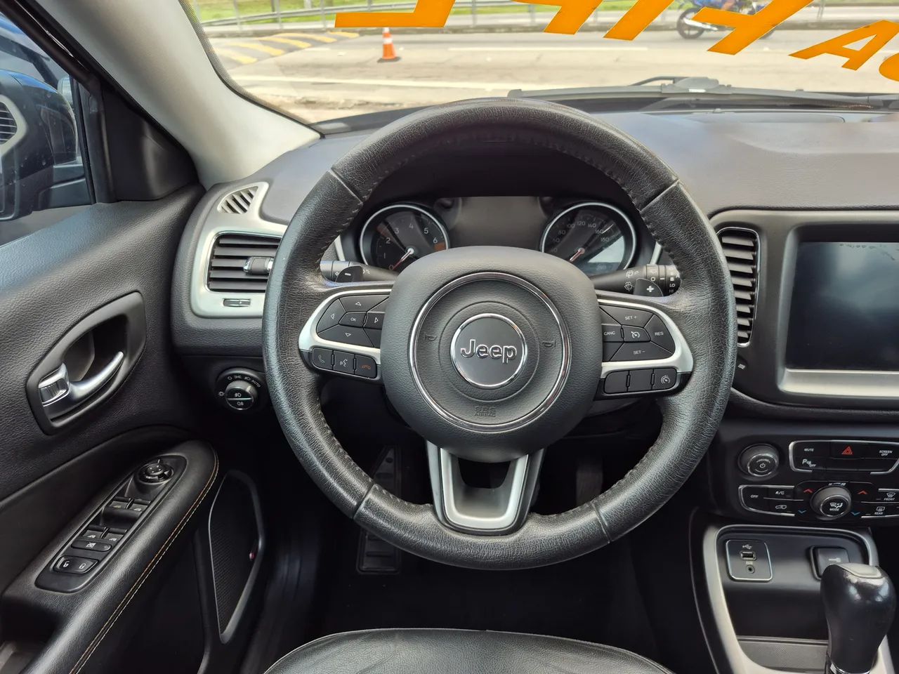 Jeep Compass Longitude 2.0 4X2 Flex 16V Aut. 2019 - Foto 4