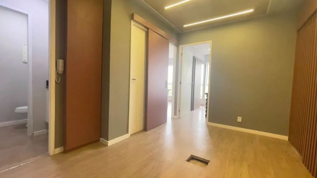 Sala para Locação com 42 m² | Edifíco Brascan - Alphaville Empresarial em Barueri/SP.