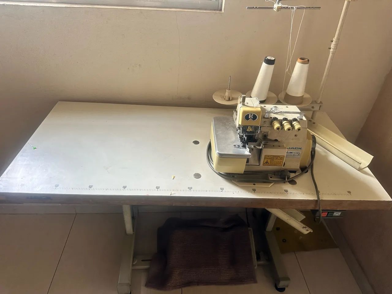 Máquina overloque  - Foto 4