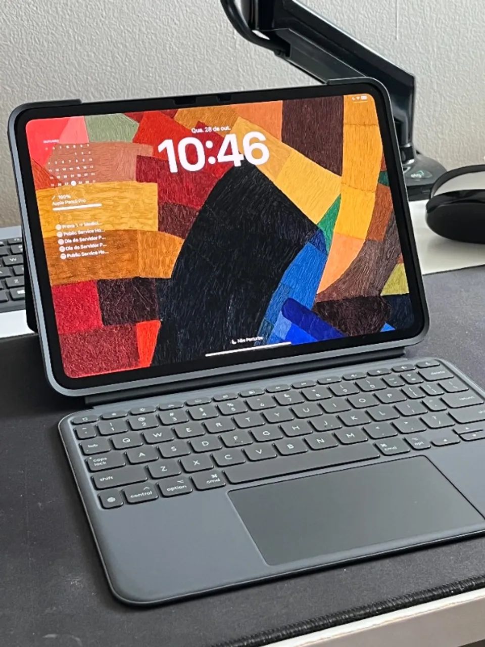 Kit iPad Pro M4 11 polegadas  256 GB + Apple Pencil Pro + Logitech Combo Touch - Foto 2
