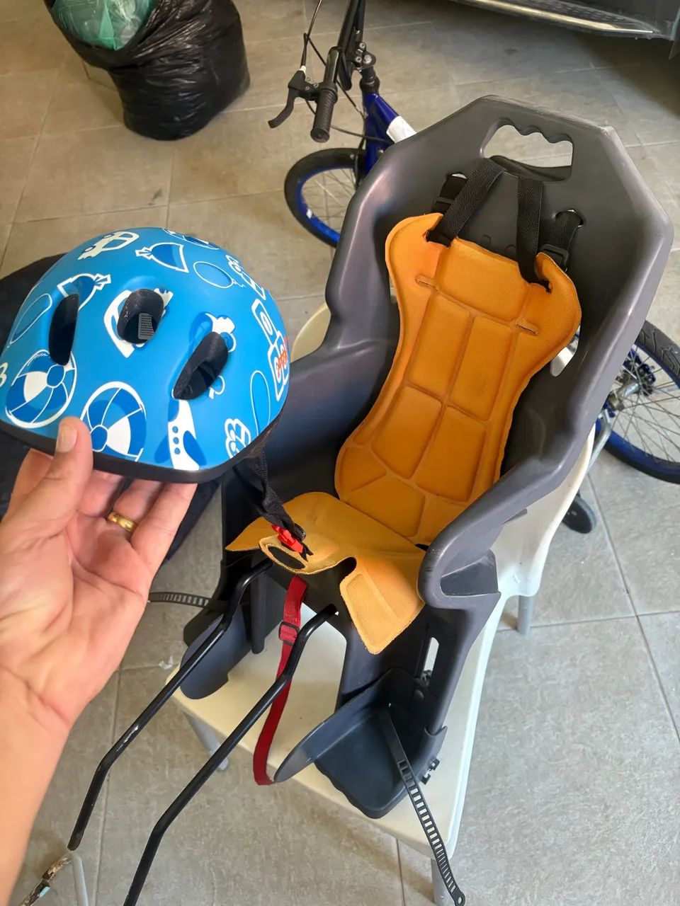 Cadeira mais capacete poliSport 