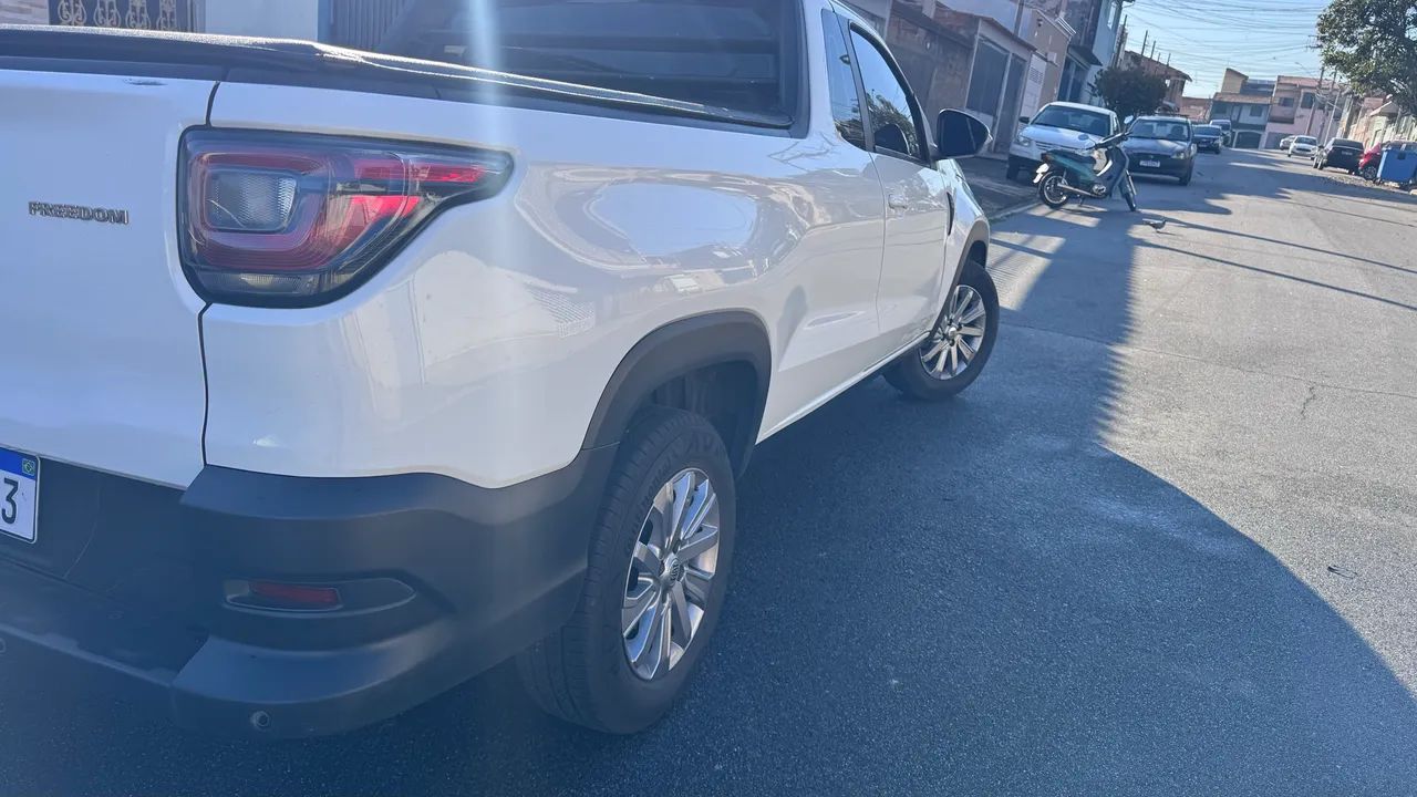 Fiat Strada Freedom 1.3 Flex 8V CS Plus 2023 - Foto 4