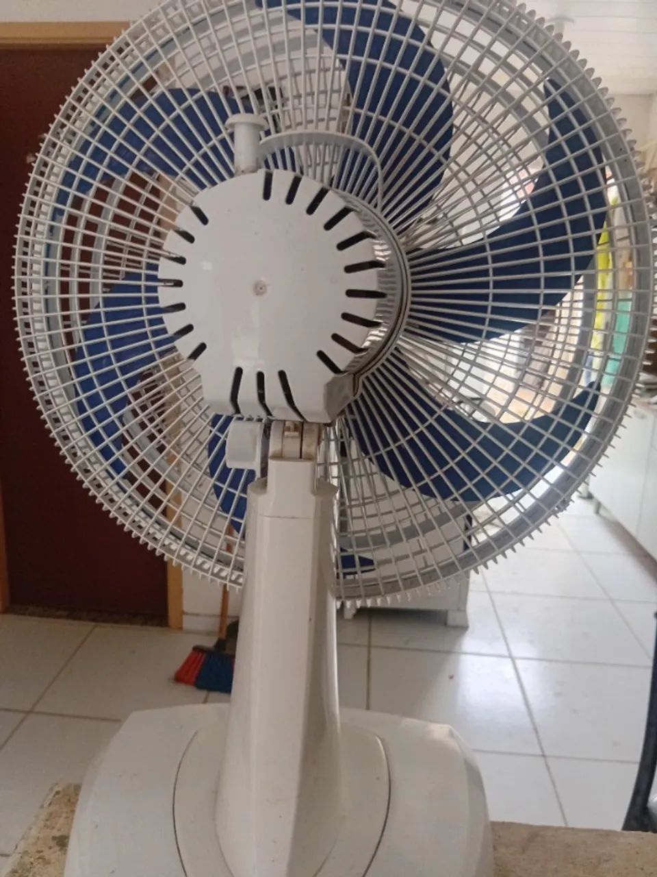 Ventilador de mesa mondial - Foto 2