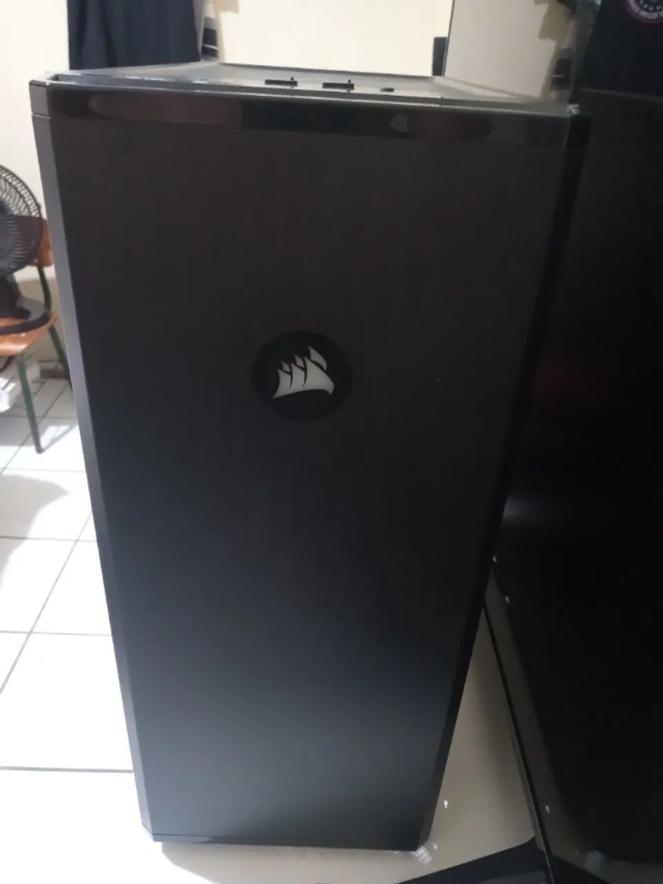Gabinete corsair 175R