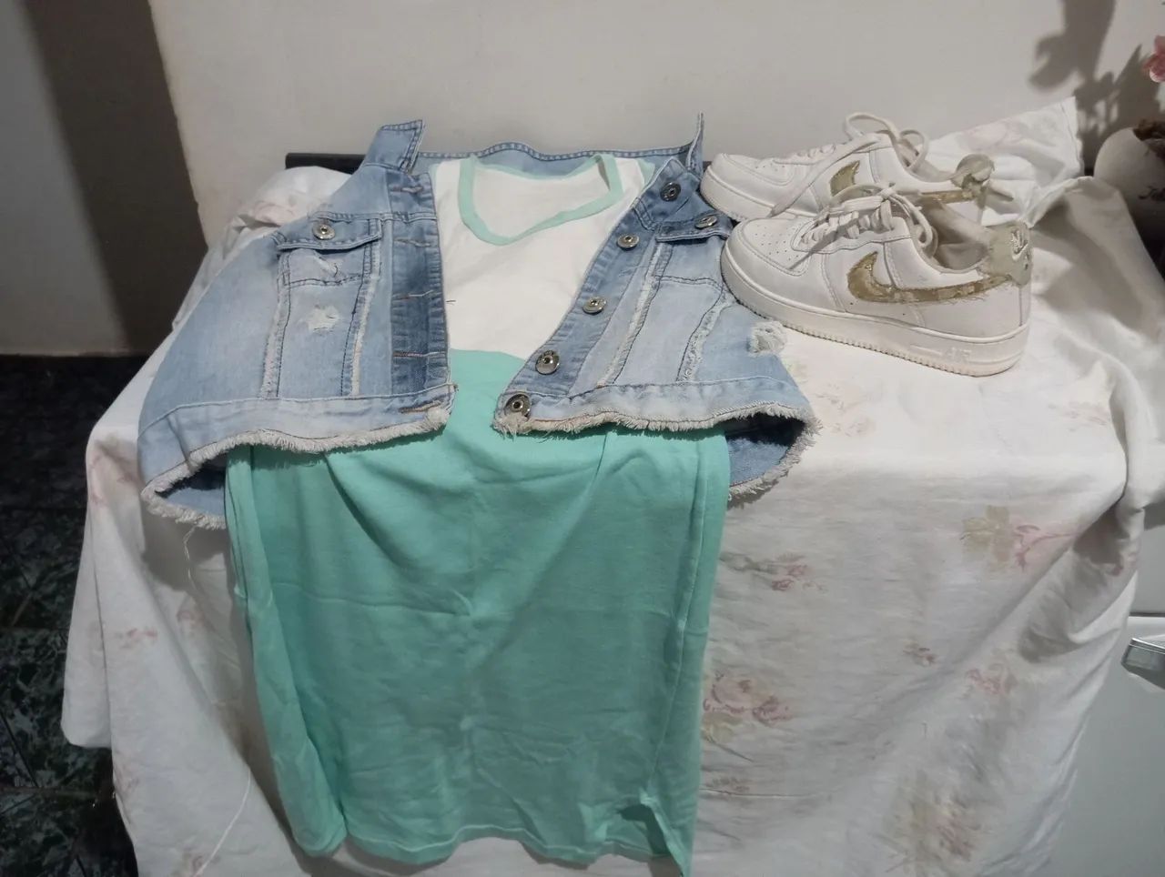 Roupa em boa e conservado  - Foto 4