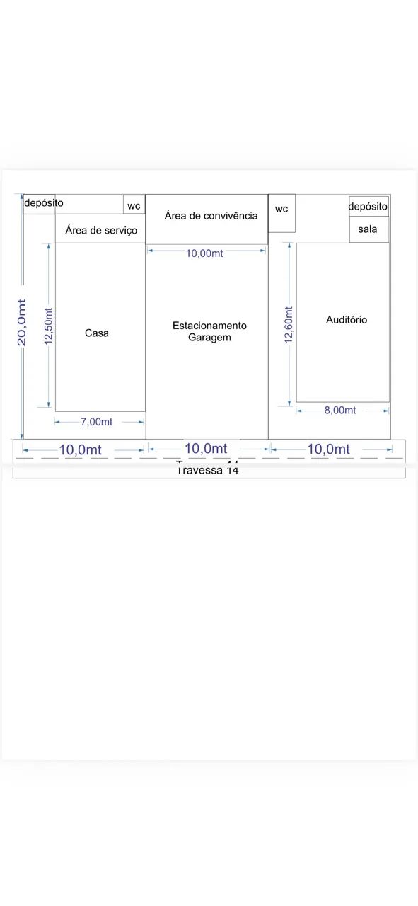 Casa, igreja e estacionamento 