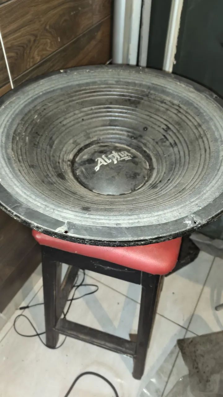 Alto falante alpha kromus 18 polegadas 1000 wrms 8nohms - Foto 2