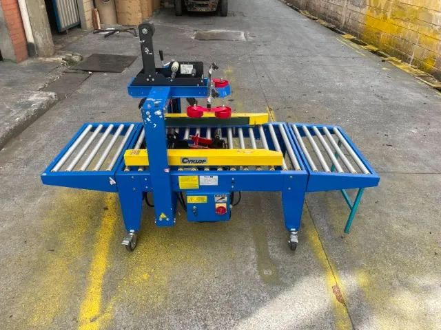 Fechadora Seladora de Caixas Semi-Automática Cyklop CT3 IL - 70MM