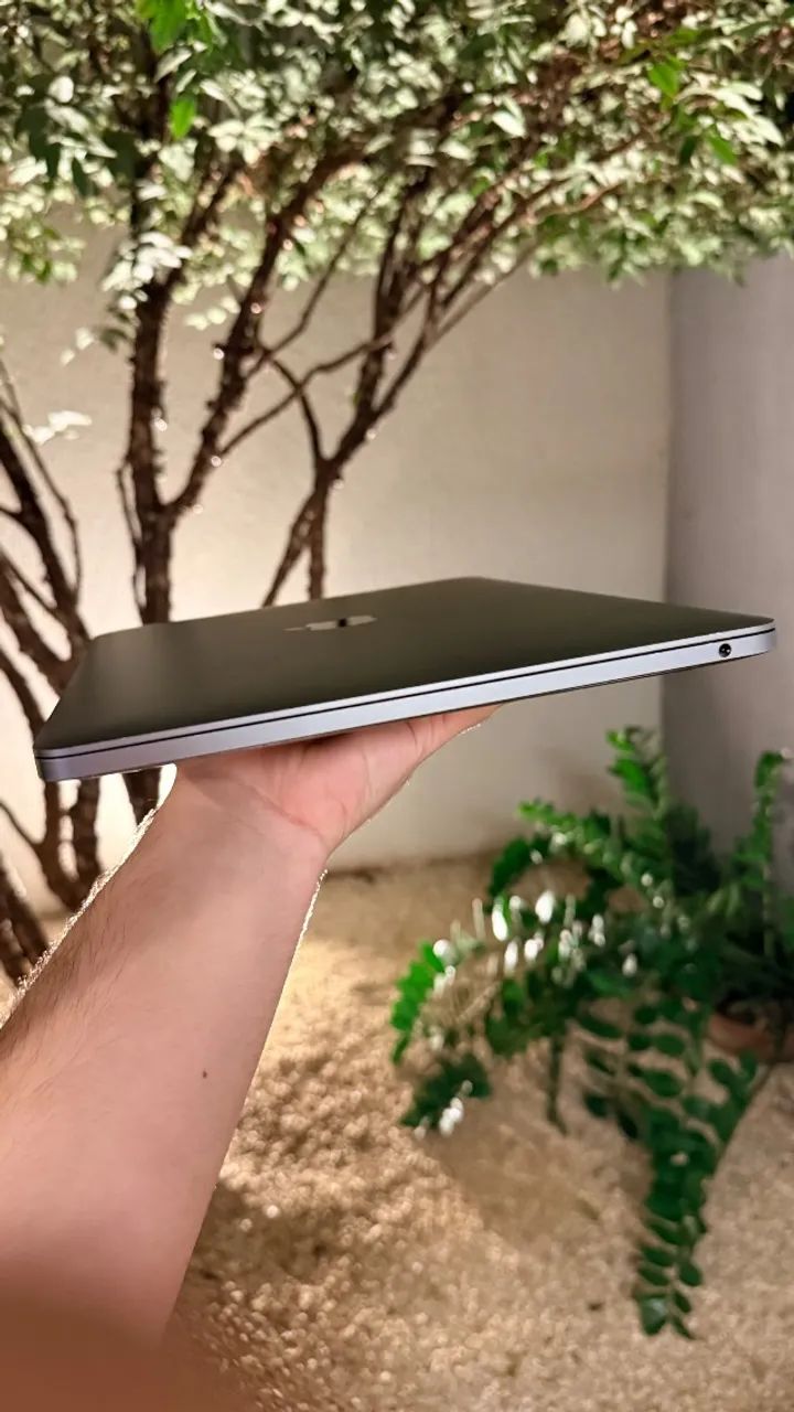 MacBook Pro M2 - 256gb - 8gb - Space Gray - Foto 4