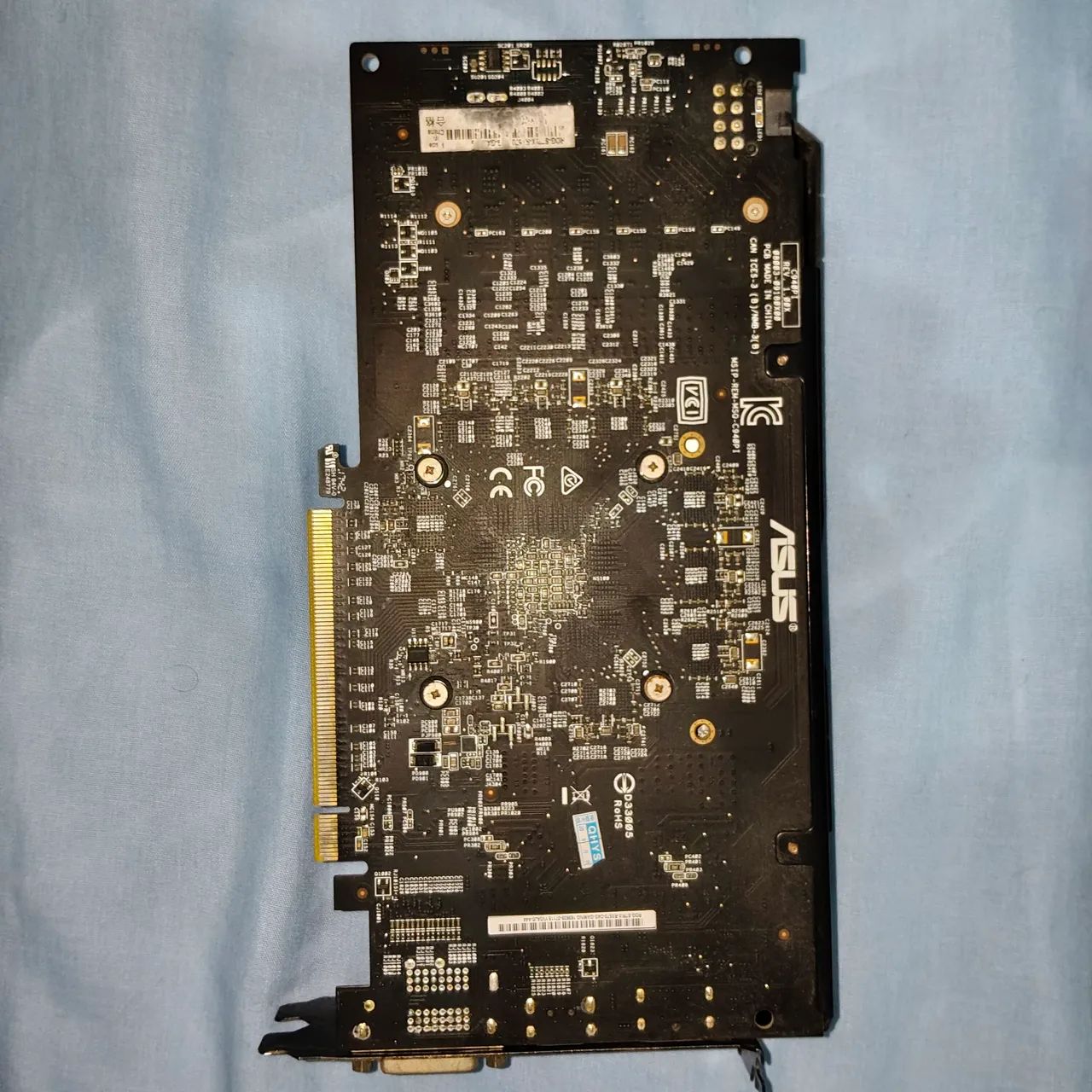 Placa de video Asus Rog RX570 4GB - Foto 2