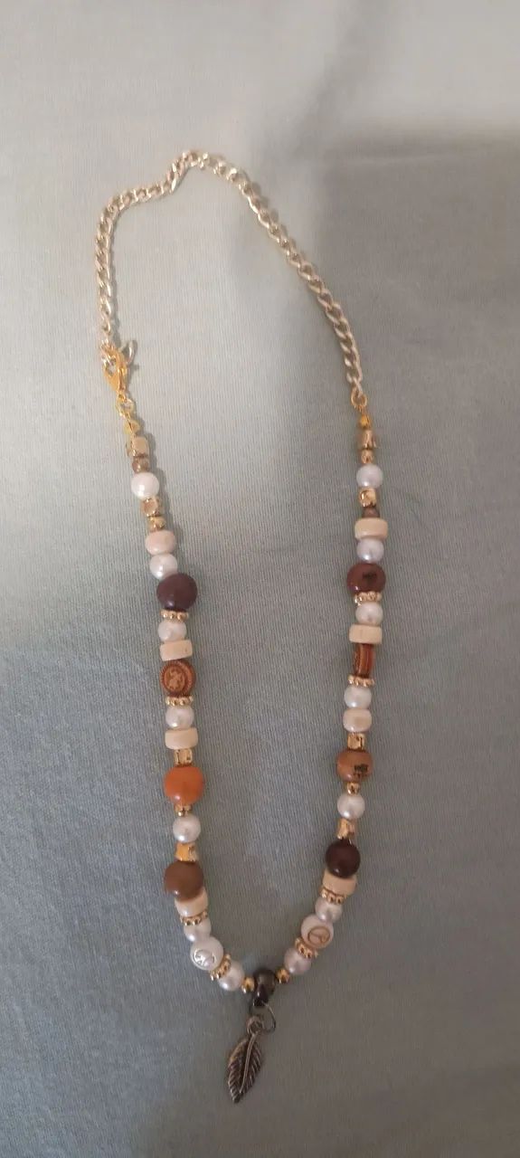 Colar feminino 