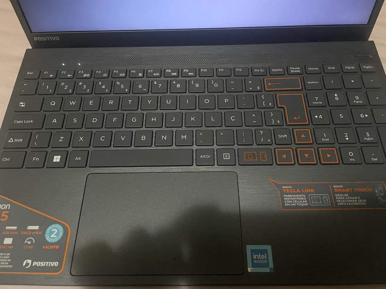 Vendo notebook semi novo mas ótimo estado  - Foto 4