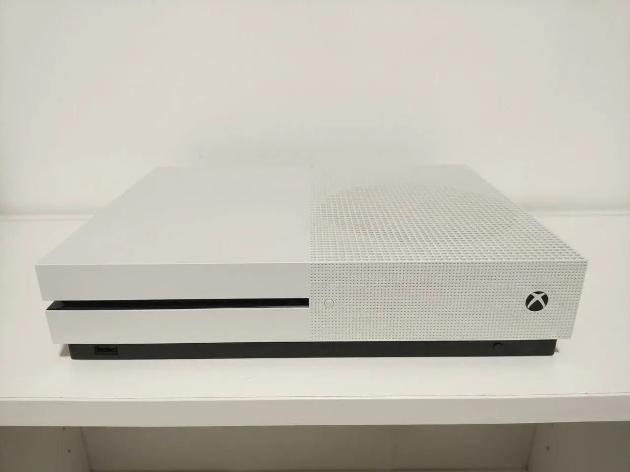 Xbox One S 1TB com defeito + Kinect + cabos
