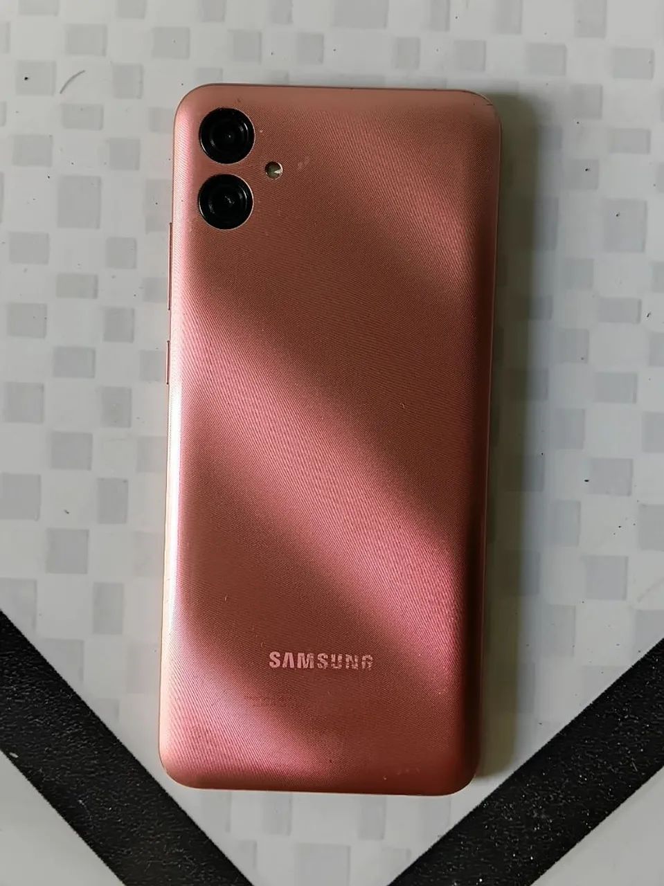 Vendo celular Samsung a04 - Foto 3