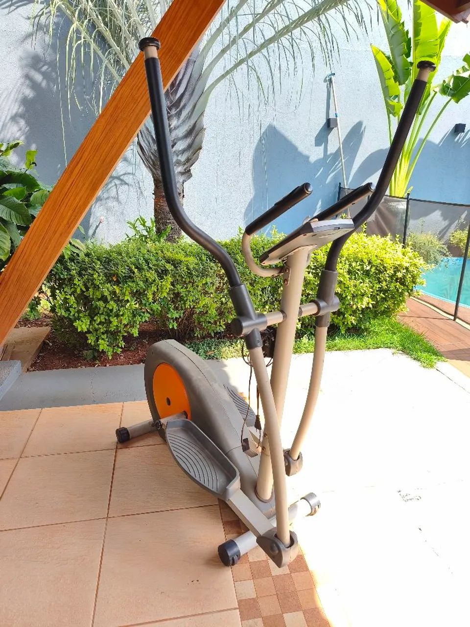 Eliptico Athletic Avanced 460EP - Foto 4