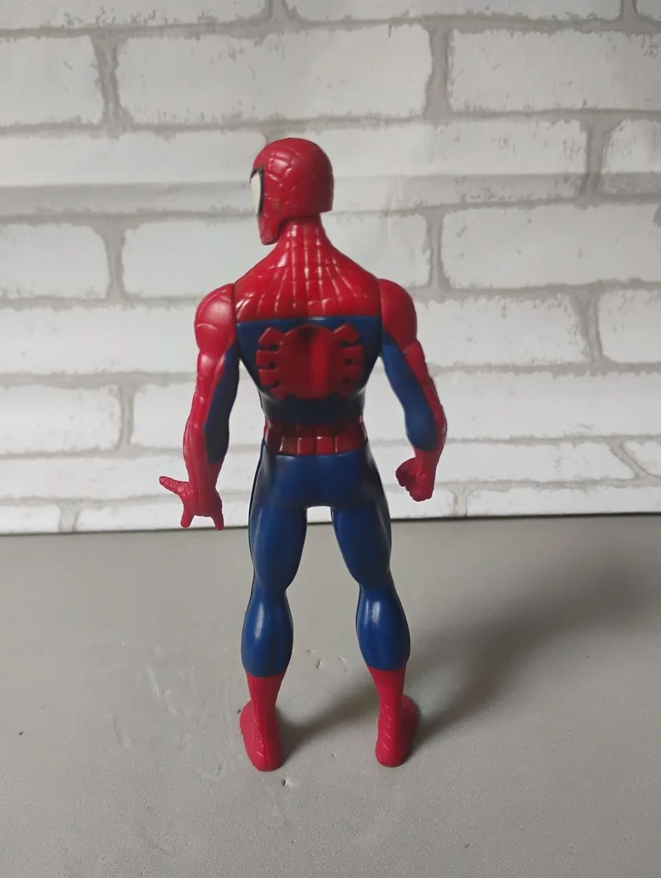 Homem-Aranha - Marvel Basic Séries Hasbro 15 cm - Foto 3
