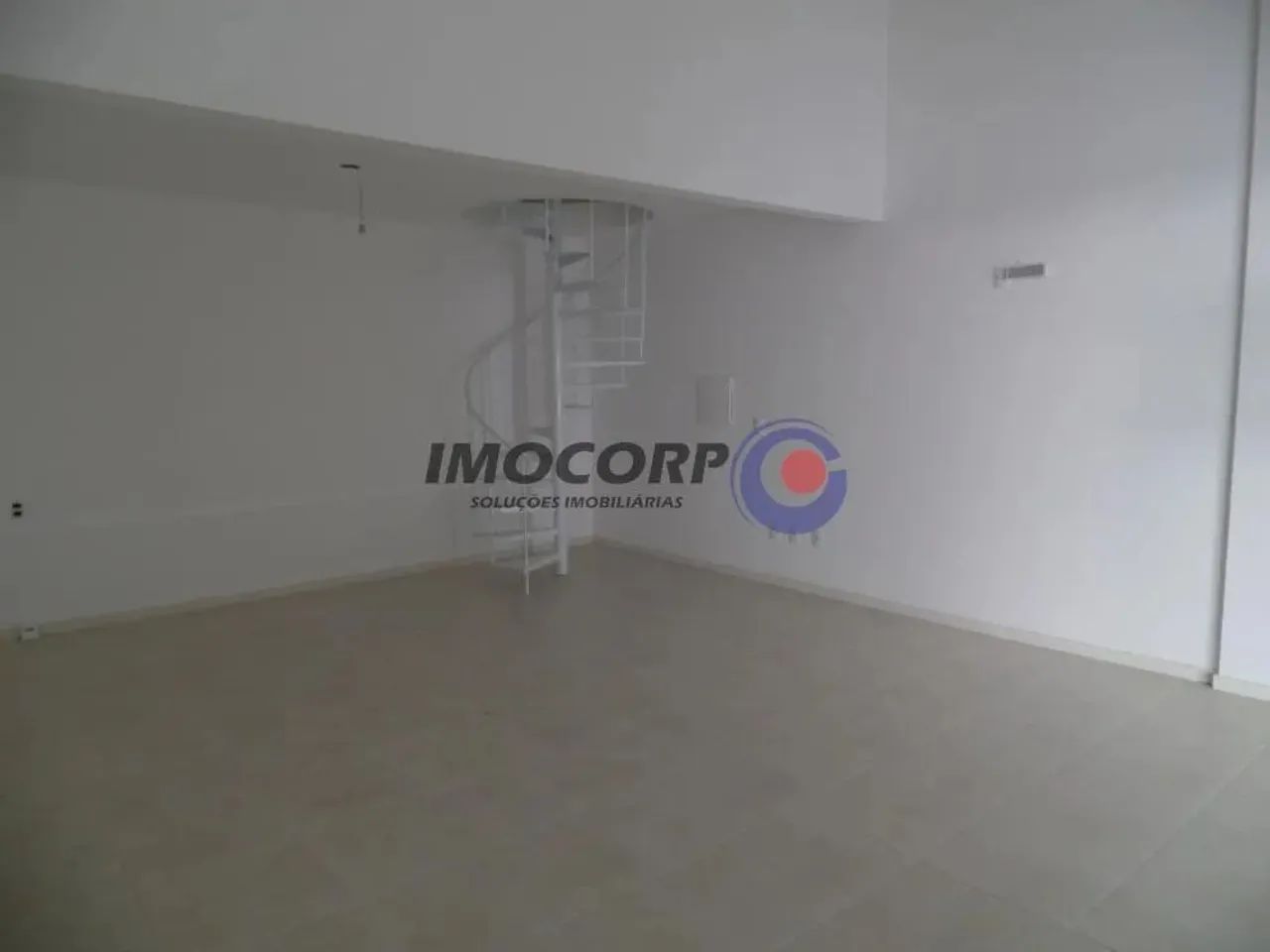 Sala com 58m2, em centro comercial, no bairro Estreito, Florianópolis-SC. - Foto 4
