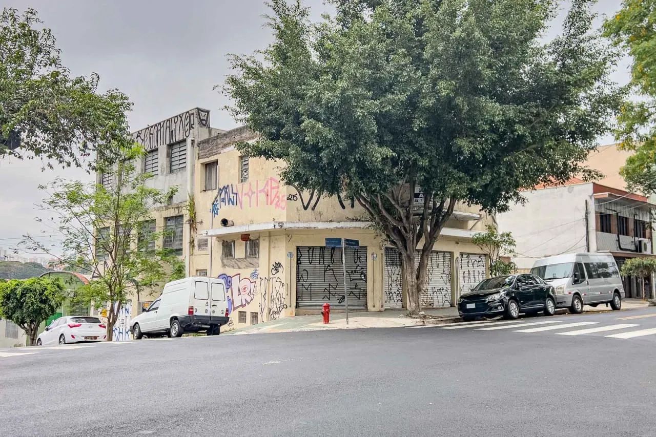 Loja na Rua Tonelero, 561  700 m² - Foto 3