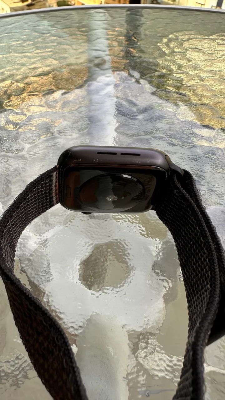 Apple Watch NIKE SE CELULAR 44mm - Foto 2