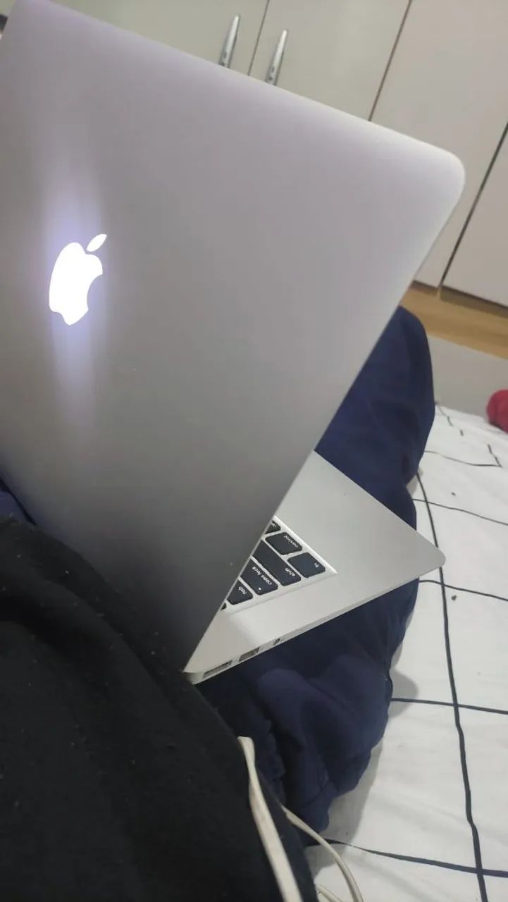 Macbook Air 13 i5  - Foto 2