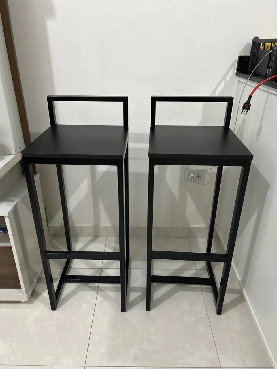Cadeiras Pretas para bancada 