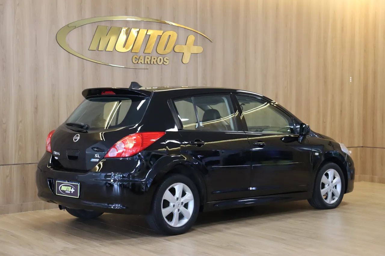 Nissan Tiida SL 1.8/1.8 Flex 16V Mec. 2013 - Foto 4