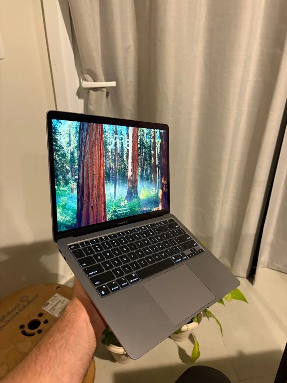 【残1】Macbook Air 512GB/8GB M1搭載 Macbook Air M1 512GB 8GB Ram 13 Polegadas Seminovo - Loja Fisica