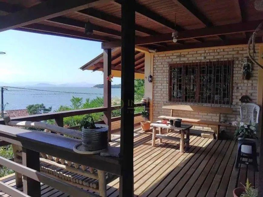 Casa com piscina e vista permanente para o Mar no Ribeirão da Ilha. - Foto 5